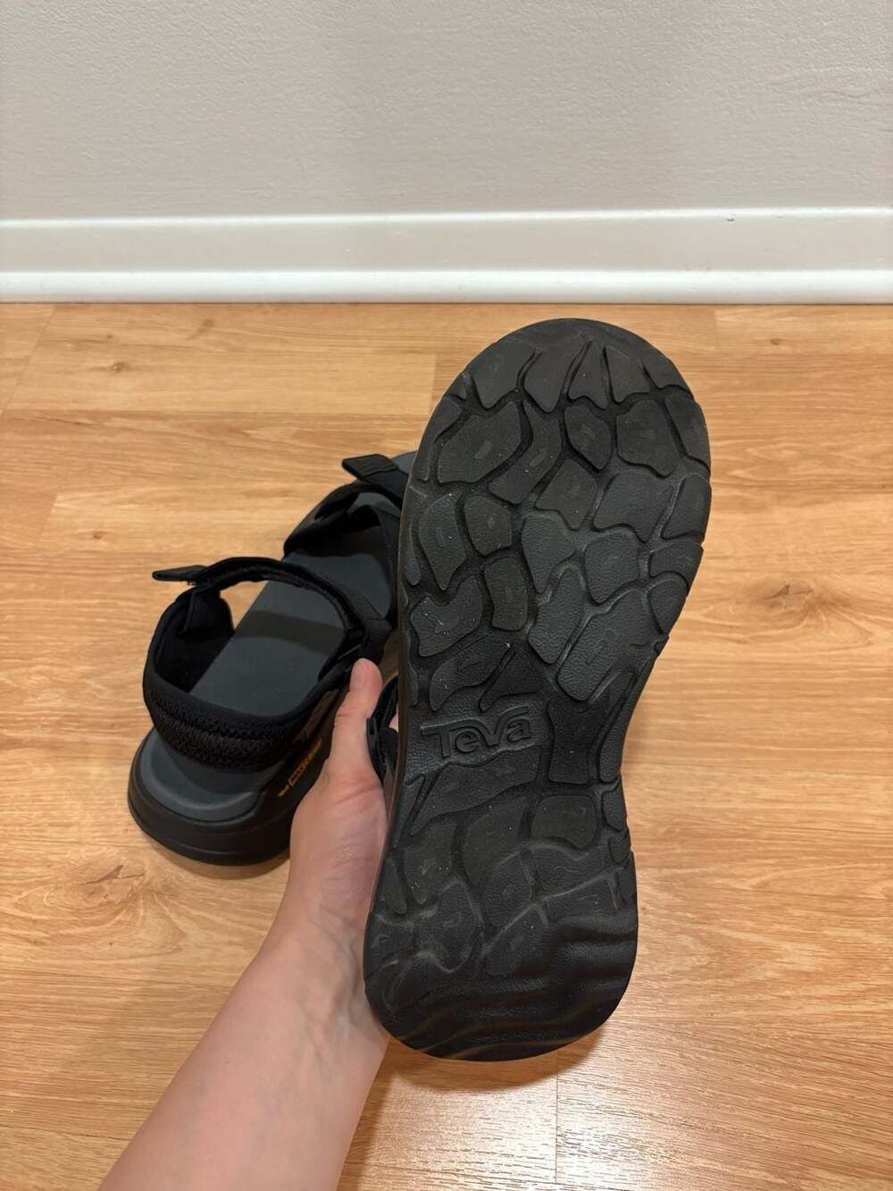 Teva Zymic Women's Sandals Black Size 8 - Picture 4 of 4